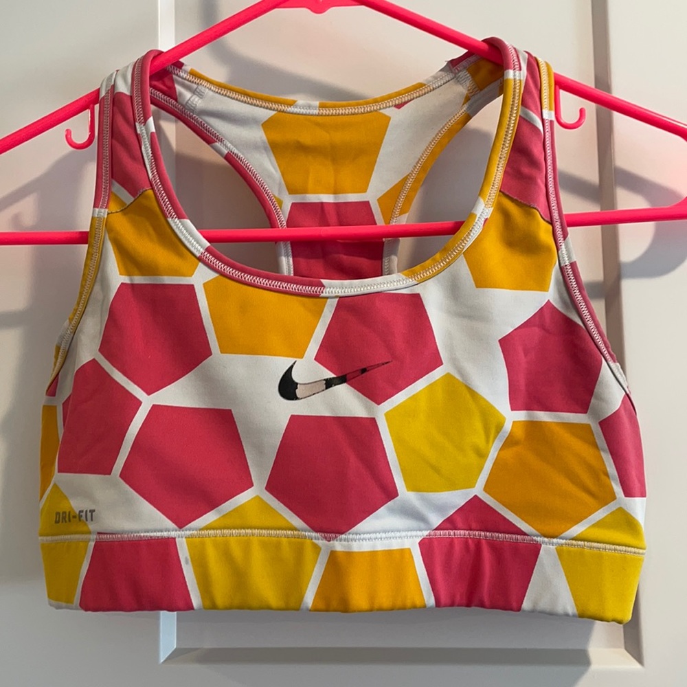 Nike pro sports bra. Size small